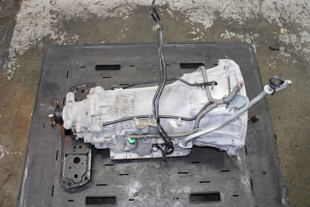 JDM 2003-2004 Nissan 350z 6 Cyl 3.5L Automatic Transmission - Image 7