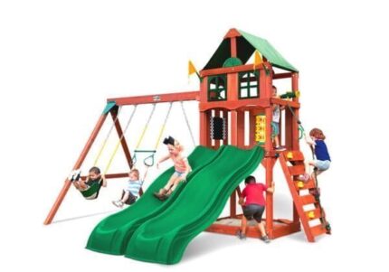 Playmaker Deluxe Swing Set